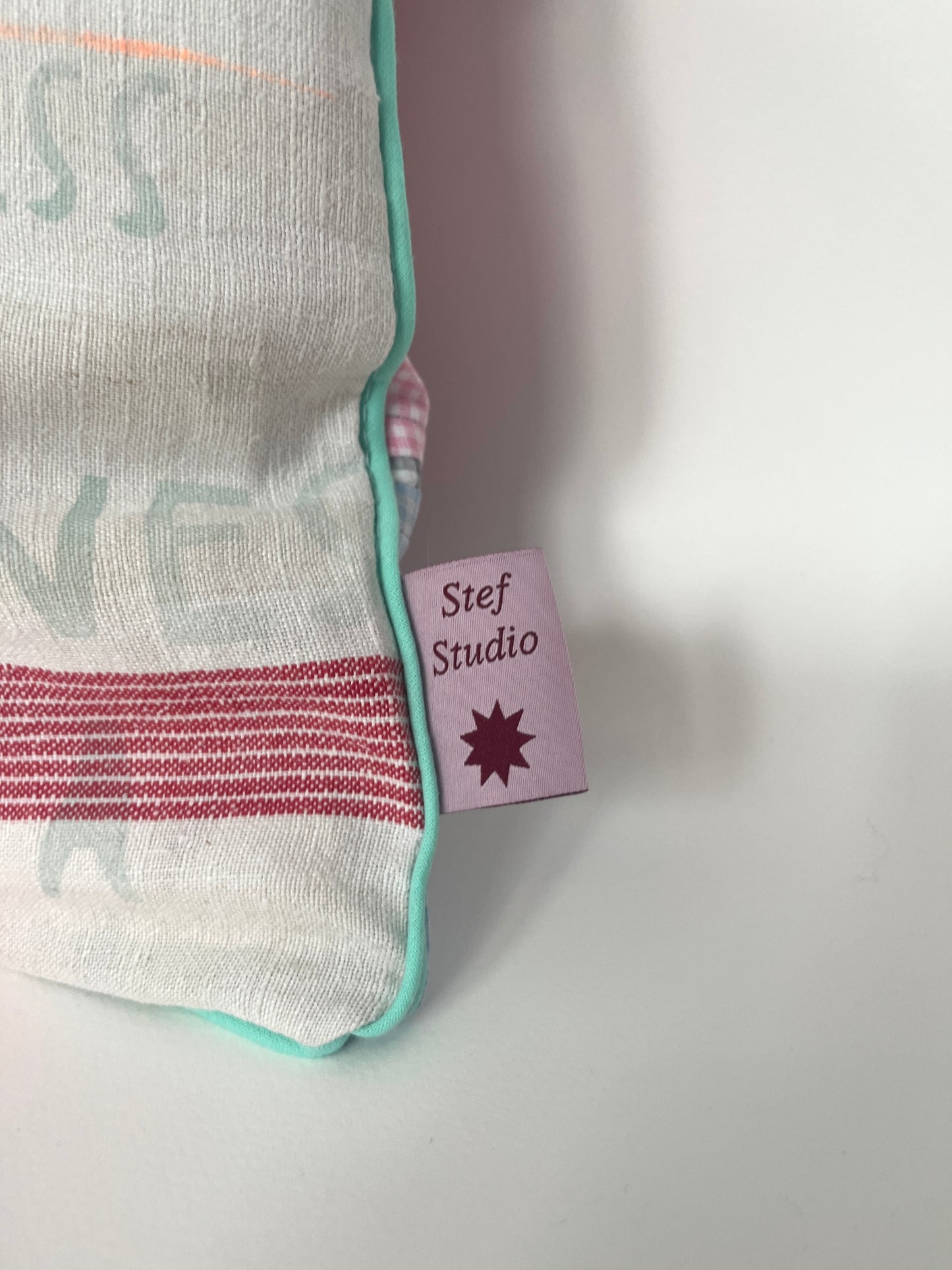 Kissen „Boxer & Stars“ · 40 × 40 cm · handgefertigtes Unikat